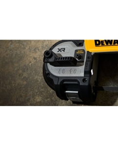 Купить Аккумуляторная ручная ленточная пила DEWALT DCS378N, 18В, 174м/мин, без аккумулятора и зарядного устройства DCS378N-XJ  в E-mobi