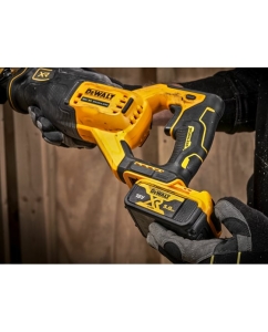 Купить Сабельная пила Dewalt DCS382N-XJ  в E-mobi