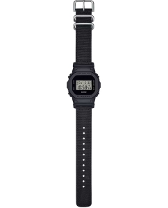 Купить Японские наручные часы Casio G-SHOCK DW-5600BCE-1 с хронографом  в E-mobi