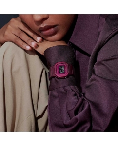 Купить Японские наручные часы Casio G-SHOCK GMD-S5600RB-4 с хронографом  в E-mobi