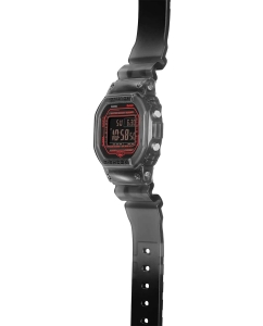 Купить Японские наручные часы Casio G-SHOCK DW-B5600G-1 с хронографом  в E-mobi