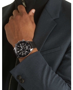 Купить Японские наручные часы Casio Edifice EFV-620L-1AVUEF с хронографом  в E-mobi