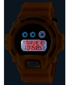 Купить Японские наручные часы Casio G-SHOCK DW-6900TR-9 с хронографом  в E-mobi